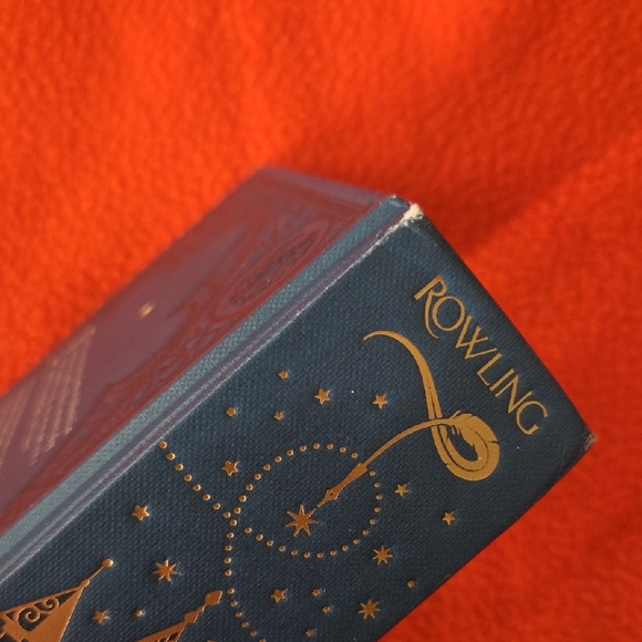 Harry Potter and the Prisoner of Azkaban Illustrated Book - Picture 2 of 6